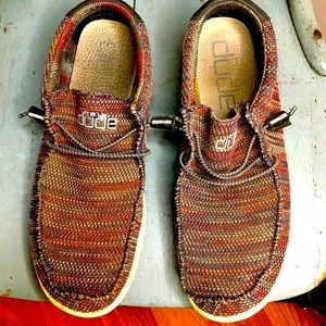 HEY DUDE WALLY SOX GREAT CONDITION